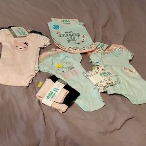 NWT bundle 16 pc. Sets for 👶 baby girl